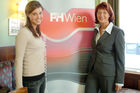 Nur die Besten sollen Lehrer werden. Foto v.li.na.re:  Alena Oberlerchner (angeh. Studentin PH Wien); Mag.Dr.Dagmar Hackl (Rektorin PH Wien)©fotodienst/Nadine Bargad