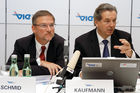 (C)fotodienst/Mag. Daniel Katzinger - Wien 22.03.2007Flughafen Wien AG: Bilanzpressekonferenz für das Jahr  2006 Foto v.l.: Gerhard Schmid (Vienna International Airport),  Mag. Herbert Kaufmann (Vorstandsprecher der Flughafen Wien AG)