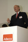 Adecco Bilanz-Medienkonferenz 2006. Bild: Klaus J. Jacobs (Adecco Gruppe Vorsitzender und Generaldirektor)
