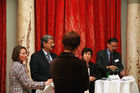 (C) fotodienst/ Marco Frauchiger - Bern 20.03.2006 – Präsentation der Resultate der vorgenommenen Studie und Roundtable-Gespräche im Berner Bellevue Palace. FOTO: v.l Prof. Dr. Heide Brücher (Leiterin Kompetenzzentrum E-Government Berner Fachhochschule), Prof. Dr. Iwan Rickenbacher (Kommunikationsberater), Dr. Kathy Riklin (Nationalrätin, CVP/ZH), Beat Husi (Präsident der Schweizerischen Staatsschreiberkonferenz).