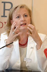 (C) fotodienst/Anna Rauchenberger - Wien 20.09.2006 - Prominente Politikerinnen nehmen Stellung zu den arbeitsmarkt- und frauenpolitischen Positionen des abz.austria.  FOTO: Manuela Vollmann (Geschäftsführerin abz.austria).