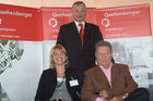 'Spatenstich 07-04-2006 - Quehenberger baut neues Logistikzentrum in Enns': Mag Nicole Gachowetz, Direktor Günther Baumgartner, Firmengründer Rudi Quehenberger - Foto: www.iManufaktur.at