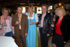 Bürgermeiserehepaar Thaler Johann und Frau Veronika, Besitzergattin Veronika, Re.Direktor Sparkasse Rattenberg Gschwentner Martin mit Frau Helga
