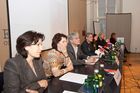 (C) fotodienst/Gudrun Krieger - Wien 11.03.2008 - Pressekonferenz: Gemeinsam gegen Gewalt; Foto: li nach re; Brigitte Karner,Maya Hakvoort, Peter Simonischek, BM Claudia Schmied , Marjan Shaki, Jörg Ruminak