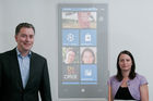 Pressegespräch Windows Phone 7
(C) fotodienst, Martina Draper
Foto: vlnr: Claudia Panozzo, Windows Phone Marketing Lead Microsoft Österreich, Simon Hughes, Business & Marketing Officer Microsoft Österreich