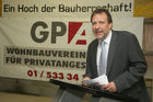 (C) Fotodienst/Anna Rauchenberger - 09.01.2008 - Wien - Die Wohnbauvereinigung für Privatangestellte (WBV-GPA) feierte heute gemeinsam mit der Baufirma und allen Arbeitern die Dachgleiche in der Quellenstraße 48 im 10. Wiener Gemeindebezirk. FOTO: Mag. Michael Gehbauer (GF der Wohnbauvereinigung für Privatangestellte).