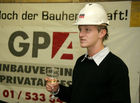 (C) Fotodienst/Anna Rauchenberger - 09.01.2008 - Wien - Die Wohnbauvereinigung für Privatangestellte (WBV-GPA) feierte heute gemeinsam mit der Baufirma und allen Arbeitern die Dachgleiche in der Quellenstraße 48 im 10. Wiener Gemeindebezirk. 