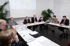 (c) fotodienst / Anna Rauchenberger - Wien, am 28.01.2010 -  Heute lud das Kur- und Rehabilitationszentrum Klinik Pirawarth zu einem hochkarätig besetzten Round Table im Forum Mozartplatz, bei dem die aktuelle Situation sowie die Zukunft von Neuro-Rehabilitation von Experten und Journalisten lebhaft diskutiert wurde.