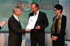 (C)fotodienst/Mag. Daniel Katzinger - Wien 05.10.2006,Heute fand im Festsaal der Telekom Austria die Preisverleihung des vom  Report Verlag initiierte ebiz egovernment award 2006 statt. Foto: 1.Preis Wien, Firma BUNDESBESCHAFFUNGS GMBH