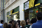 Grand Opening des ersten Subway Restaurants in der Sihlstrasse 99 in Zürich durch die Geschäftsführerin  Brigitta Koch. (C) Fotodienst/Tabea Vogel. 