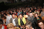 Im Toleranzzentrum Fresach fand am 2. Juli ein besonderes Konzert statt. Die Königin der Panflöte, Daniela dé Santos, verzauberte mit ihrer Panflöte mehrere hunderte Konzertbesucherinnen, zudem traten die Jazz-Musiker Tonc Feinig und Klaus Lippitsch, die Latin-Band der Musikschule Feistritz/Drau-Weißenstein sowie der Chor des BORG/Drau auf.