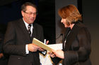 (C) fotodienst/Anna Rauchenberger - Wien, 20.3.2009 - Heute feierte die KBA-Mödling AG ihr 160-jähriges Firmenjubiläum im Technischen Museum Wien. Gleichzeitig wurde auch ein Führungswechsel gefeiert. FOTO v.l.:  Vorstandsvorsitzender KommR Wolfgang Schischek, KBA-Mödling, KommR Sonja Zwazl, Bundesrätin und Präsidentin der Wirtschaftskammer NÖ