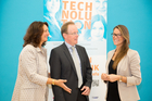  (c) fotodienst / Anna Rauchenberger - Wien, am 06.10.2015 – PK Frauen in der Technik in Österreich: Leichter Aufschwung – fehlende Dynamik. „Technolution“ zeigt Role Models. FOTO v.l.: Carina Felzmann, Cox Orange Marketing und PR und Veranstalterin des Technolution Herbstkongresses, FH-Prof. DI Dr. Fritz Schmöllebeck, Rektor FH Technikum Wien, Angelika Droisner, FIT Botschafterin und freie Mitarbeiterin im Büro für Gleichstellung und Frauenförderung, TU Graz: