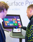  (c) fotodienst / Anna Rauchenberger - Wien, am  15.10.2013 - Microsoft Österreich lud am 15. Oktober zu einem gemeinsamen Launch-Abend von Windows 8.1 und Surface 2. Im Mittelpunkt standen dabei die wichtigsten Neuerungen aus Konsumenten- und Unternehmenssicht. Die Weiterentwicklung des beliebten Betriebssystems Windows 8 bringt zahlreiche Neuerungen für den Einsatz auf PCs, Tablets und anderen Devices. FOTO Surface 2 konnte ausprobiert und getestet werden: