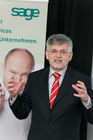 Sage stärkt Marktpräsenz in Österreich
Sage - der weltweit drittgrößte Anbieter für betriebswirtschaftliche Software und Services, sowie die Nr. 2 in Europa, stärkt den Marktauftritt in Österreich durch die Fusion der beiden heimischen Töchter zur Sage Software GmbH Österreich.
Foto: Peter Dewald, GF der Sage Software GmbH
(C) fotodienst, Martina Draper
