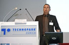 1. Swiss Business - & IT - Service-management Forum 2010
Technopark Zürich.
Thomas Spring ( plain it AG ).