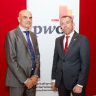  (c) fotodienst/Anna Rauchenberger - Wien, am 28.10.2011 - Kriminelle Machenschaften in Österreichs Wirtschaftskreisen sind aktueller denn je. Die aktuelle PwC-Studie 'Wirtschaftskriminalität 2011 - Sicherheitslage in Österreichs Unternehmen' belegt Schadensfälle nahmen sichtbar zu. Heute wurde die Studie im Hotel Le Meridien präsentiert. FOTO v.l.: Prof. Dr. Kai-D. Bussmann, Martin-Luther-Universität Halle-Wittenberg, Steffen Salvenmoser, Certified Fraud Examiner und Leiter Forensic Services bei PwC Österreich.: