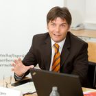 (C) fotodienst.at /Anna Rauchenberger  - Wien, 25.08.2011 –  PwC Studie: Internationaler Handel mit Strom und Elektrizität in CEE: Internationale Stromhändler sind mit unterschiedlichen Regelungen auf den nationalen Energiemärkten konfrontiert. Zudem stellen sprachliche Barrieren sowie technische  und bürokratische Hürden zusätzliche Herausforderungen dar. Zu diesem Ergebnis kommt die aktuelle PwC Studie ‚Impediments to Electricity Trading in Central and Eastern Europe’. FOTO: Jürgen Wahl, Vorstand von Energy Exchange Austria