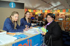 fotodienst/ Christian Kemp;Paris - Im Rahmen des European Year of Volunteering (EYV) macht die EYV-Tour 2011 ab 14. April Station in Paris.