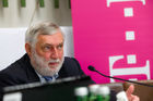 (c) fotodienst / Johannes Brunnbauer | Präsentation des 'T-Mobile Umwelt- und Nachhaltigkeitsfonds' 
Im Bild.vlnr.:
Franz Fischler