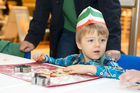  (C) fotodienst.at / Anna Rauchenberger - Wien, am 08.12.2011 - backWERK Im Donauzentrum hatten heute die kleinen Gäste die Möglichkeit, köstliche Kekse in lustigen Formen zu backen.:
