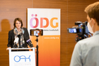  (c) fotodienst / Anna Rauchenberger - Wien, am 11.11.2021 - ÖDG, ÖÄK, ÖGK - Weltdiabetestag 2021. FOTO Univ. Prof.in Dr.in Susanne Kaser, Stv. Direktorin Universitätsklinik für Innere Medizin I der .Medizinischen Universität Innsbruck und Präsidentin der ÖDG:
