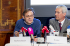 Hausärzte fordern Ende der Märchengeschichten rund um die elektronische Gesundheitsakte. Foto vlnr.: Oberarzt Dr. Karl Ischovitsch, Notarzt und Dr. Christian Euler, Präsident des Österreichischen Hausärzteverbandes (ÖHV)