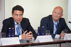 Die neue Aufgabe des IR-Verantwortlichen in börsenotierten Unternehmen diskutierte eine hochkarätige Podiumsrunde am Montag bei der DIRK-Konferenz in Frankfurt. Im Bild: v.l.nr. Ingo Speich, Union Investment Privatfonds GmbH und Harald Kinzler, CNC Communications & Network Consulting AG