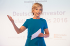 In Frankfurt wurden am 24. Mai 2016 die Preisträger des Deutschen Investor Relations Preises 2016 gekürt. Mit diesem Preis wird alljährlich herausragende Investor Relations-Arbeit in Deutschland prämiert. Er wurde dieses Jahr zum 16. Mal vergeben. Im Bild: Corinna Wohlfeill, n-tv