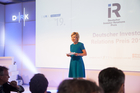 In Frankfurt wurden am 24. Mai 2016 die Preisträger des Deutschen Investor Relations Preises 2016 gekürt. Mit diesem Preis wird alljährlich herausragende Investor Relations-Arbeit in Deutschland prämiert. Er wurde dieses Jahr zum 16. Mal vergeben. Im Bild: Corinna Wohlfeill, n-tv