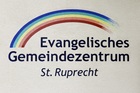 Zu Sommerbeginn schlossen sich fünf dm Filialen aus Kärnten zusammen, um den Gemeinschaftsgarten Regenbogenland in Landskron bei Villach finanziell und anderweitig zu unterstützen.