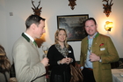 25.2.2016, Travel Industry Networking, Salzburg, Goldener Hirsch, © Manfred Siebinger

Die Auswirkungen der digitalen Umwälzungen auf den Tourismus waren Thema eines Networkings des Travel Industry Club Austria am 25. März im Hotel Goldener Hirsch in Salzburg. Mit dabei waren Sher Khan von Google, Prof. Roman Egger von der FH Salzburg, Christian Gerauer von ReachLocal und Alexander Gulewicz vom Romantik Hotel Seevilla in Altaussee. 