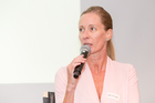 Der Travel Industry Club Austria lud zu einer Diskussion über die Vor- und Nachteile ökologischen und sozialen Handels (CSR) ins Hotel Le Meridien. Im Bild: CSR-Beraterin Karin Huber-Heim.