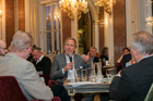 Der Travel Industry Club Austria diskutierte im Palais Todesco über die gesetzlichen Anforderungen an den nachhaltigen Einsatz von Ressourcen im Reinigungsgewerbe. Im Bild: Dipl. Ing. Christian Fleischer, TÜV Austria Hygienic Expert GmbH.