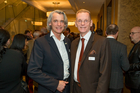 Der Travel Industry Club Austria diskutierte am Vorabend der Ferien-Messe Wien über die Faszination von Alpenreisen und Kreuzschifffahrten. Im Bild: TIC-Präsidenten Wilfried Seywald und Harald Hafner.