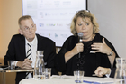(c) www.fotodienst.at / Anna Rauchenberger – Wien, 04.10.2018 - Travel Industry Club Austria Diskussion zu Beschäftigungsprognosen: v.l.n.r. Harald Hafner (Travel Industry Club Austria), Eva Buzzi (ÖBB Rail Tours).