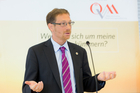  (c) fotodienst / Anna Rauchenberger - Wien, am 21.09.2015 - Follow Me! Nachfolgebörse für Versicherungsmakler und Informationskampagne des Österreichischen Versicherungsmaklerrings ÖVM. FOTO RA Mag. Bernd Trappmaier:
