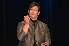 Das 11. ÖVM-Forum des Österr. Versicherungsmaklerrings wurde am 11. April 2018 im Linzer Design-Center mit über 600 Teilnehmer/innen eröffnet. Im Bild: Humorexpertin Eva Ullmann.