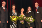 Im Linzer Design Center wurden am Mittwoch abend die Assekuranz Award Austria (AAA) Preisträger 2018 ausgezeichnet. Im Bild: Katja Meier-Pesti (wissma), Cornelia Held und Julia Scheichenstein (ÖVM).