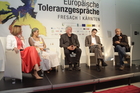 Der Unternehmerinnentag am 2. Juni bei den Europäischen Toleranzgesprächen im Bergdorf Fresach stand ganz im Zeichen der Freiheit in der Wirtschaft, Freihandel, Freie Märkte und Freiheit des Unternehmertums. V.l.n.r. Wirtschaftskammer-Vizepräsidentin Sylvia Gstättner, Together-Gründerin Julia Petschnig, Psychoanalytiker Klaus Ottomeyer, Kleine Zeitung Moderator Thomas Cik und Kulturphilosoph Pravu Mazumdar.