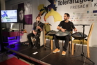Jazz-Duo Christoph Pepe Auer und Manuel Delago beim Europäischen Toleranzfestival in Fresach.