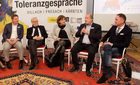 Im Spiegelsaal der Kärntner Landesregierung in Klagenfurt wurde das Programm der Europälschen Toleranzgespräche 2018 am Donnerstag abend vorgestellt. Im Bild (v.l.n.r.): Villachs Bürgermeister Günther Albel, Kuratoriumspräsident Hannes Swoboda, Marlies Krainz-Dürr (Pädag. Hochschule Kärnten), Landesrat Rolf Holub, Superintendent Manfred Sauer.