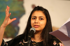 Mit dem traditionellen Poetry Slam wurden die 6. Europäischen Toleranzgespräche im Kärntner Bergdorf Fresach abgeschlossen. Im Bild Donia Ibrahim aus Villach.