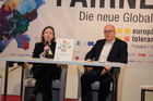 Das Wirtschaftsforum der Europäischen Toleranzgespräche in Fresach stand im Zeichen der Forderung nach mehr Fairness zur Bewältigung der Globalisierung. Im Bild Politikwissenschafterin Barbara Prainsack und der Europa-Experte der AK Wien, Valentin Wedl.