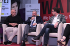 Das Wirtschaftsforum der Europäischen Toleranzgespräche in Fresach war auch 2022 wieder hochkarätig besetzt. Im Bild v.l.n.r. CoCreation-Profi Georg Michalik, Landeshauptmann Peter Kaiser, Moderator Roland Gruber.
