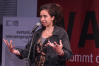 Mit dem traditionellen Poetry Slam wurden die Europäischen Toleranzgespräche 2022 Freitrag abend abgeschlossen. Neun Poet*innen traten an, im Bild: Shafia Khawaja aus Wien.