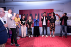 Mit dem traditionellen Poetry Slam wurden die Europäischen Toleranzgespräche 2022 Freitrag abend abgeschlossen. Neun Poet*innen traten an, das Finale entschied die Wienerin Katharina Wenty für sich. 