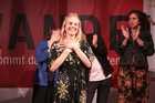 Mit dem traditionellen Poetry Slam wurden die Europäischen Toleranzgespräche 2022 Freitrag abend abgeschlossen. Neun Poet*innen traten an, das Finale entschied die Wienerin Katharina Wenty (im Bild) für sich.
