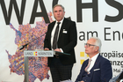Das Programm der Europäischen Toleranzgespräche 2023 wurde am Dienstag 28. Februar im Spiegelsaal der Landesregierung in Klagenfurt vorgestellt. Im Bild: DRF-Obmann Manfred Sauer und Landtagspräsident Reinhart Rohr.