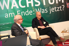 Wirtschaftsforum der Toleranzgespräche im Kärntner Bergdorf Fresach am 26. Mai 2023. Im Bild: Elektrotechniker Prof. Georg Brasseur mit AK-Globalisierungsexperten Valentin Wedl.